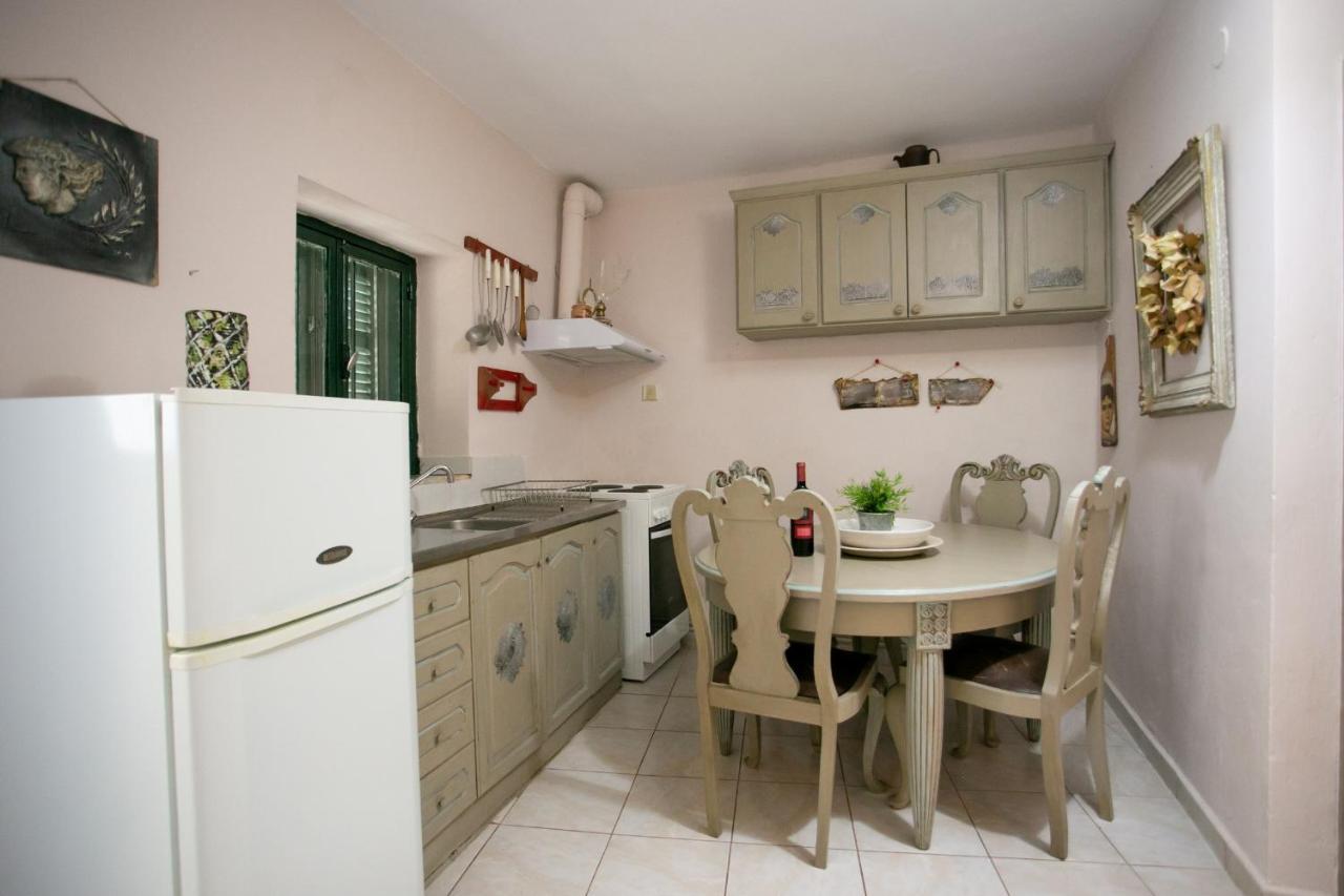 Charouda Country House Pírgos Dhiroú Extérieur photo